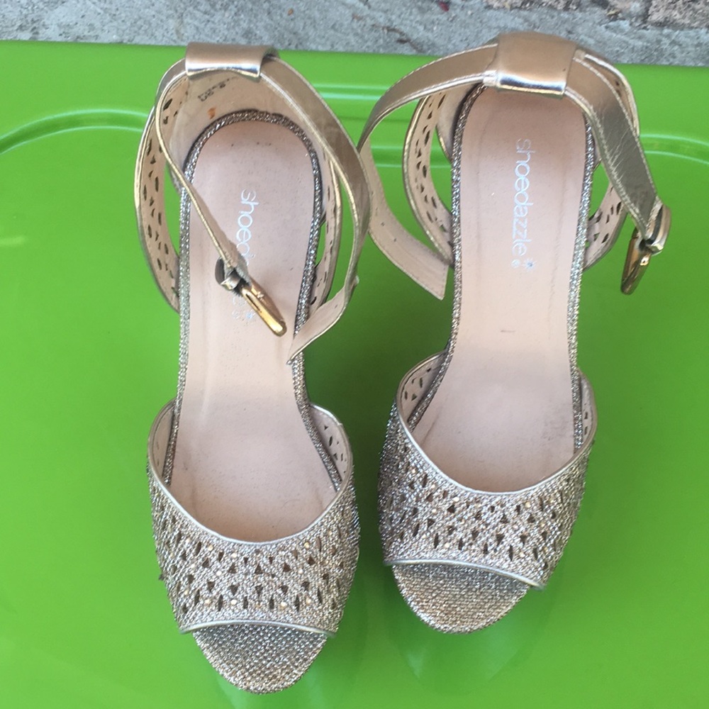 Wedge heels